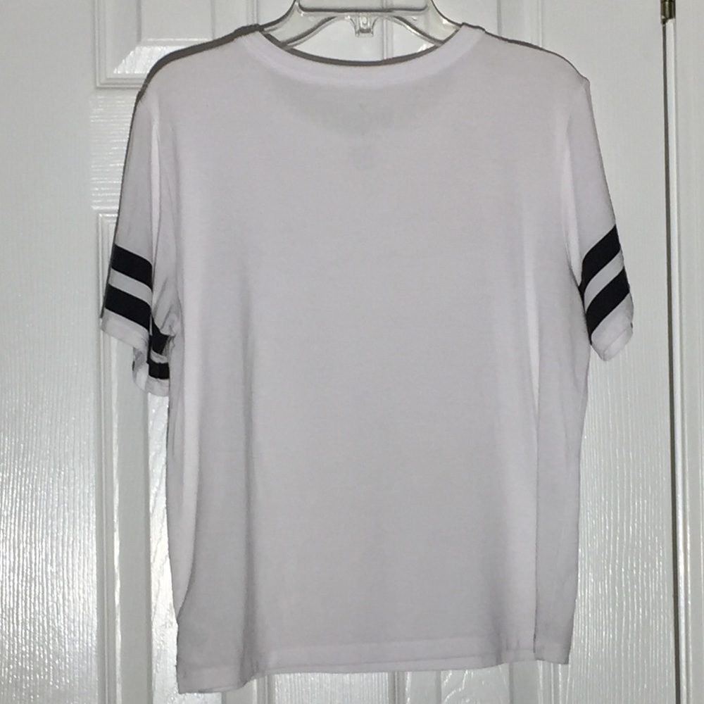 American Eagle shirt